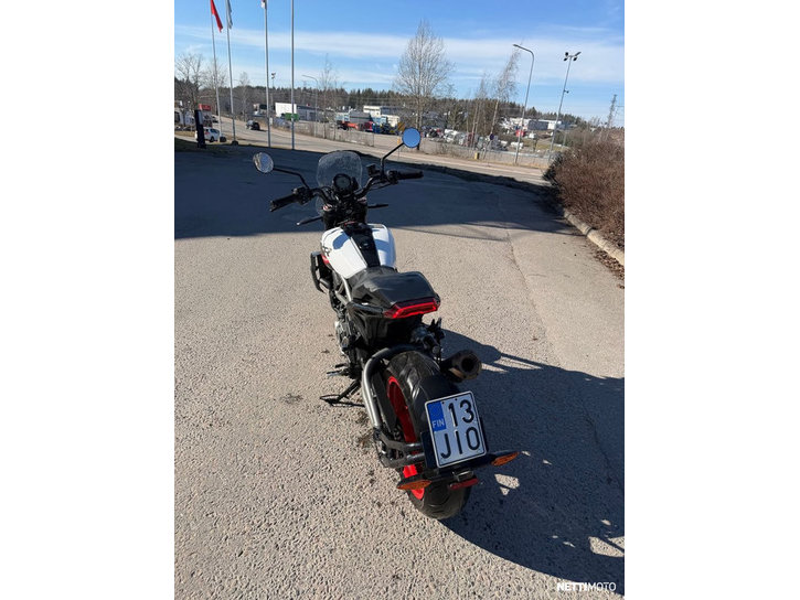 Moottoripyörä Indian FTR 1200 2023 24945587