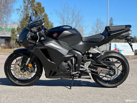 Moottoripyörä Honda CBR 2025 25028974
