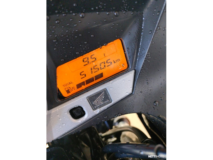 Moottoripyörä Honda CBF 2010 25055031