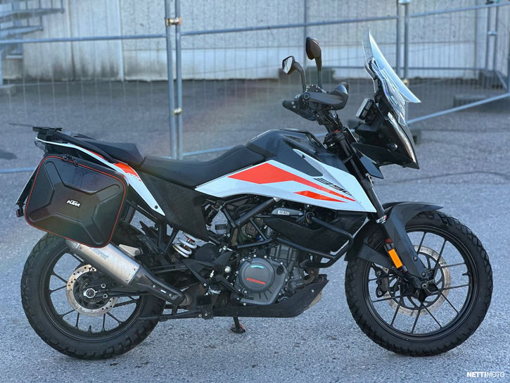 Moottoripyörä KTM 390 2021 25059252