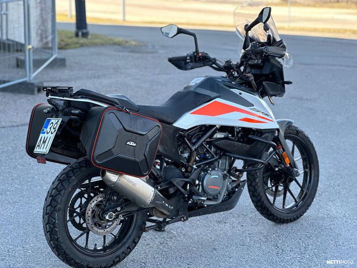 Moottoripyörä KTM 390 2021 25059256