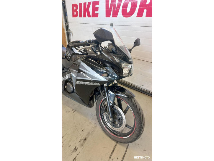 Moottoripyörä Honda CBR 2014 25093948