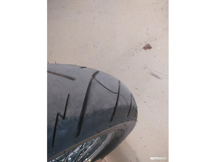 Moottoripyörä Suzuki VL 2010 25097352