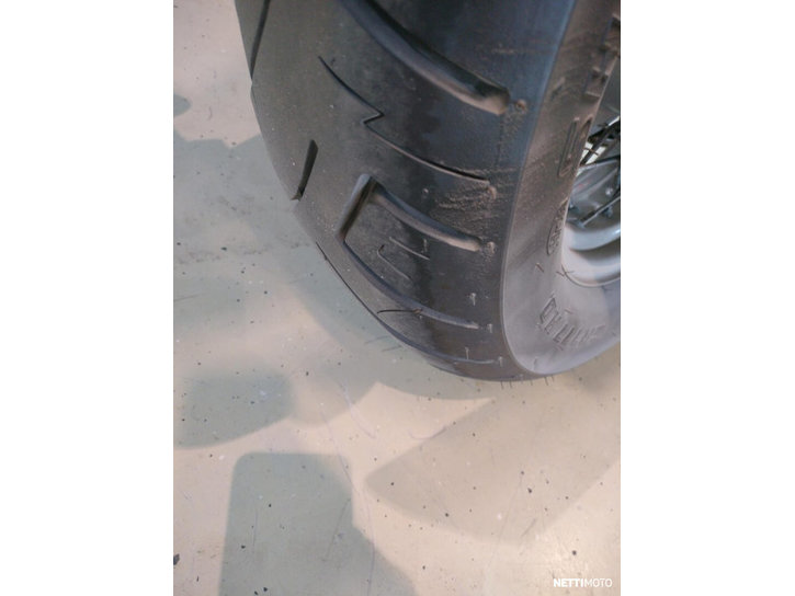 Moottoripyörä Suzuki VL 2010 25097359