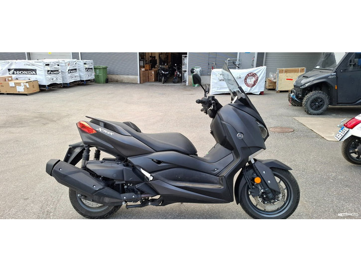 Skootteri Yamaha X-MaX 2018 25099577