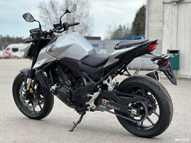 Moottoripyörä Honda CB 2025 25099489