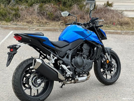 Moottoripyörä Honda CB 2025 25099600