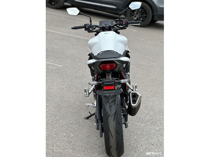 Moottoripyörä Honda CB 2025 25099738