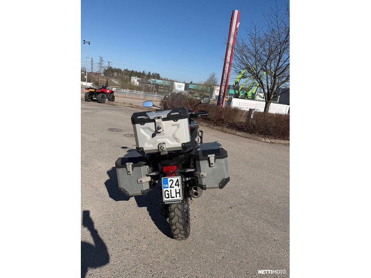 Moottoripyörä Honda VFR 2015 25109526