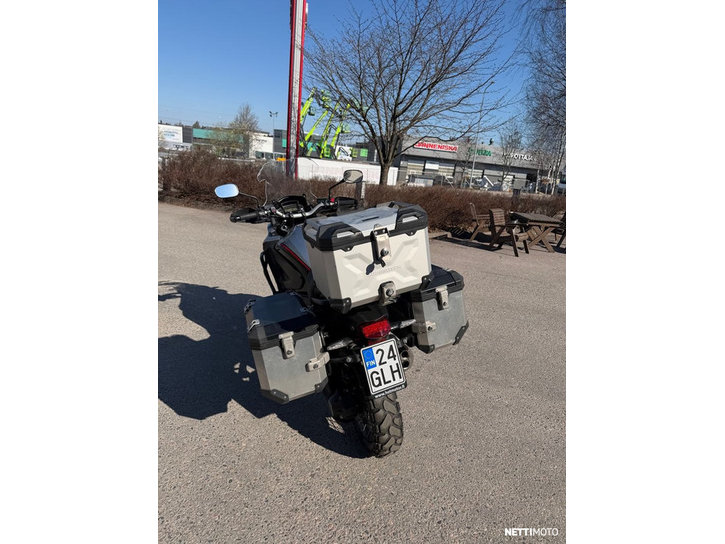 Moottoripyörä Honda VFR 2015 25109527