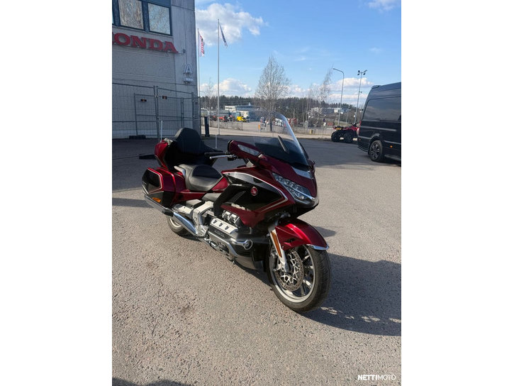 Moottoripyörä Honda GL 2018 25110654