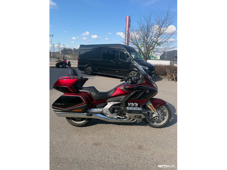 Moottoripyörä Honda GL 2018 25110657