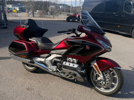 Moottoripyörä Honda GL 2018 25110665