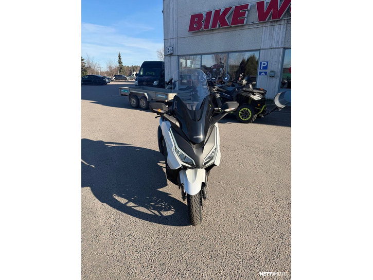 Skootteri Honda Forza 2025 25149875