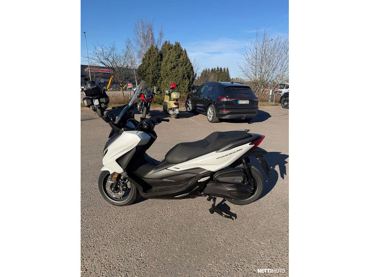 Skootteri Honda Forza 2025 25149877