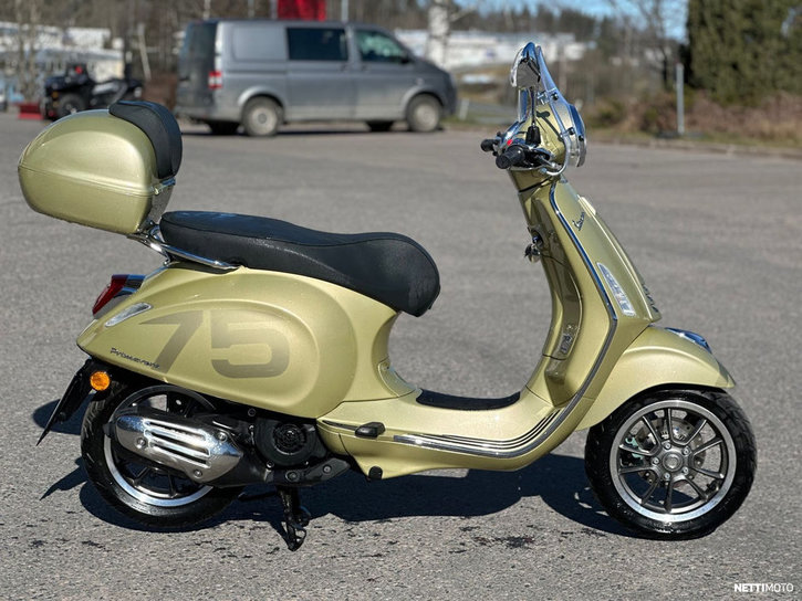 Skootteri Vespa Primavera 2022 25194722