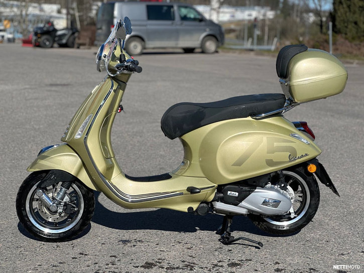 Skootteri Vespa Primavera 2022 25194727
