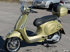 Skootteri Vespa Primavera 2022 25194728