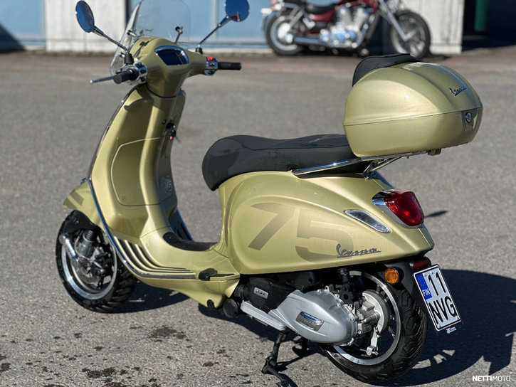 Skootteri Vespa Primavera 2022 25194729