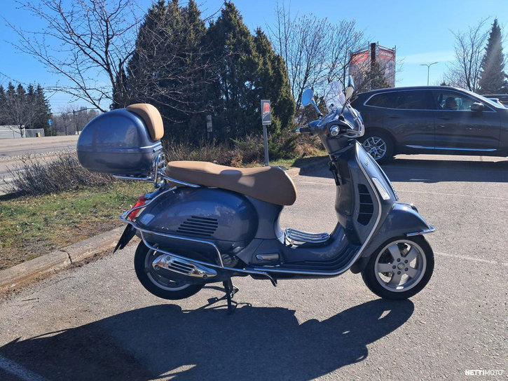 Skootteri Vespa GTS 2019 25196337