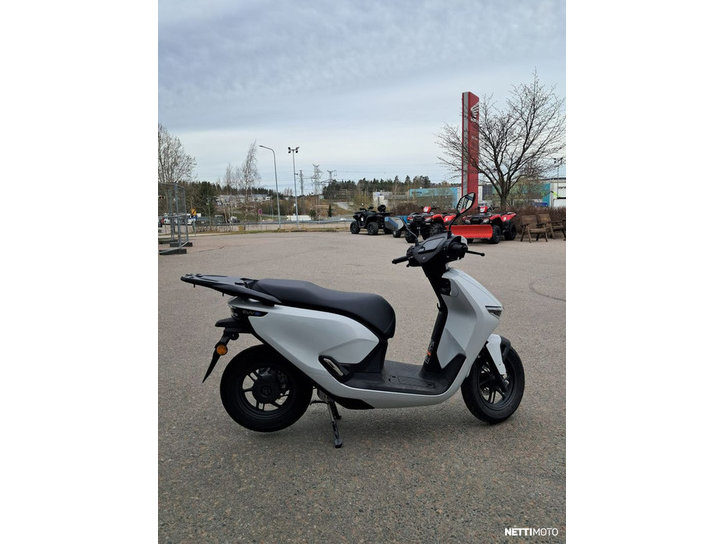 Skootteri Honda CUV e 2026 25207371