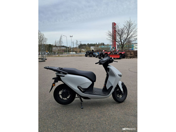 Skootteri Honda CUV e 2026 25207371