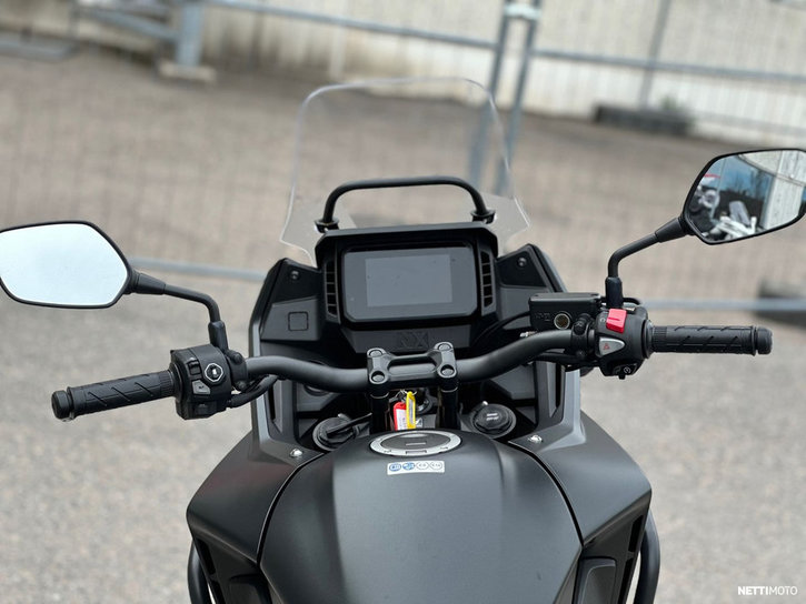 Moottoripyörä Honda NX 2024 25209458