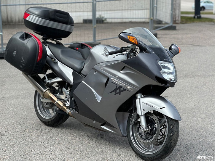 Moottoripyörä Honda CBR 2006 25220893