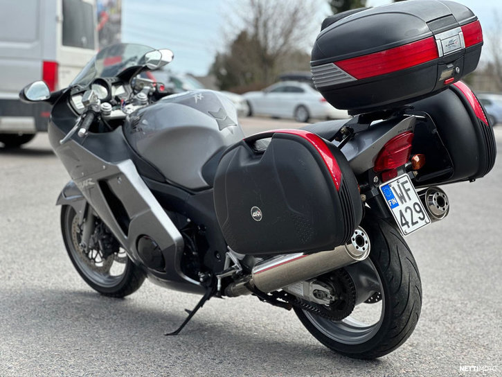 Moottoripyörä Honda CBR 2006 25220899