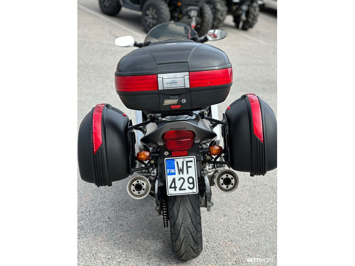 Moottoripyörä Honda CBR 2006 25220911