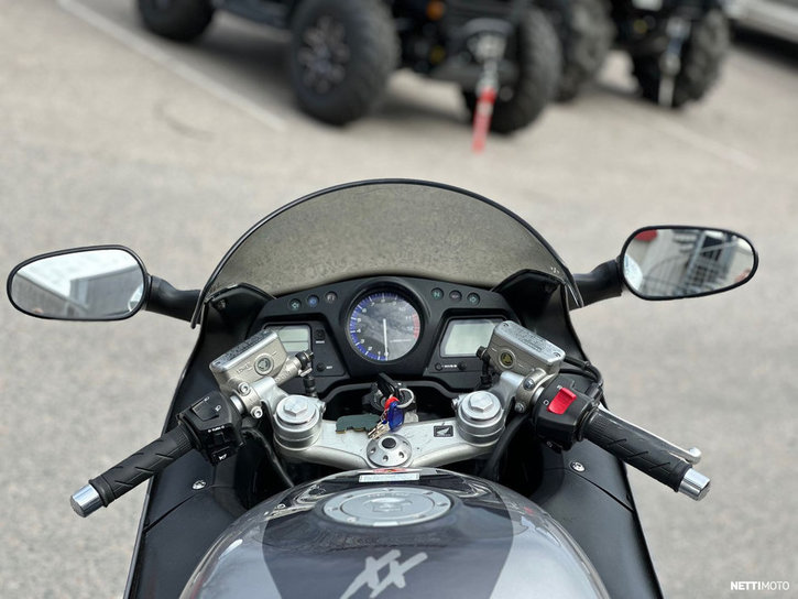 Moottoripyörä Honda CBR 2006 25220916