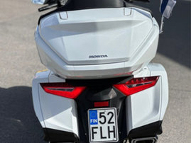 Moottoripyörä Honda GL 2022 25222070