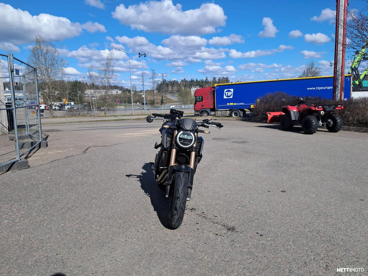 Moottoripyörä Honda CB 2024 25267259