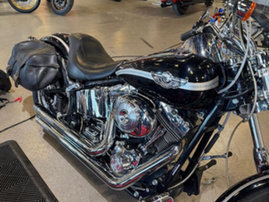 Moottoripyörä Harley-Davidson Softail 2003 25290511