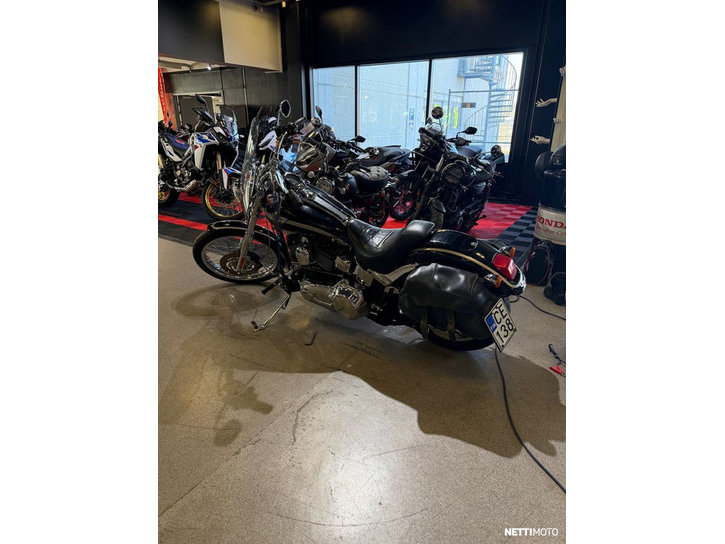 Moottoripyörä Harley-Davidson Softail 2003 25290562