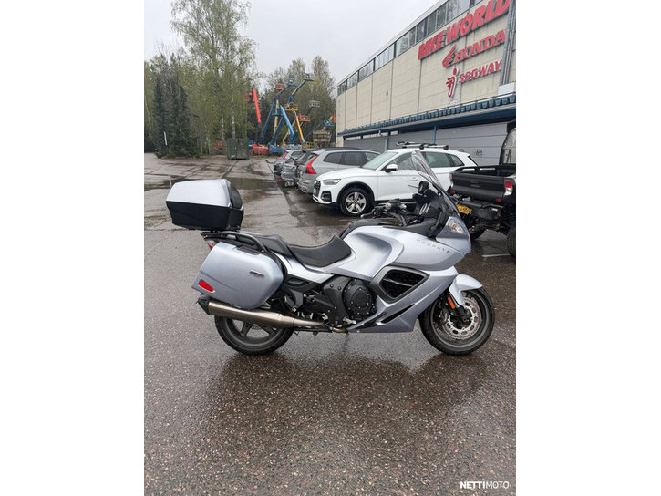 Moottoripyörä Triumph Trophy 2014 25342996
