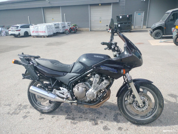 Moottoripyörä Yamaha XJ 1998 25352361