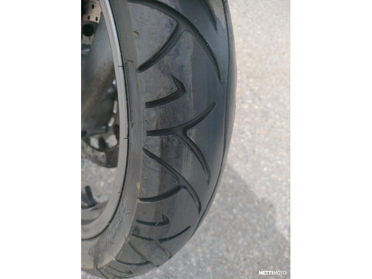 Moottoripyörä Yamaha XJ 1998 25352366
