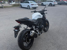 Moottoripyörä Honda CB 2025 25352738