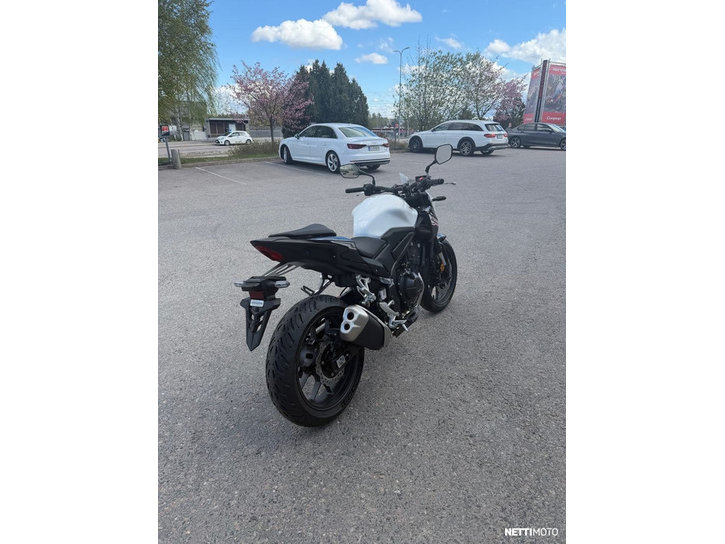 Moottoripyörä Honda CB 2025 25352738