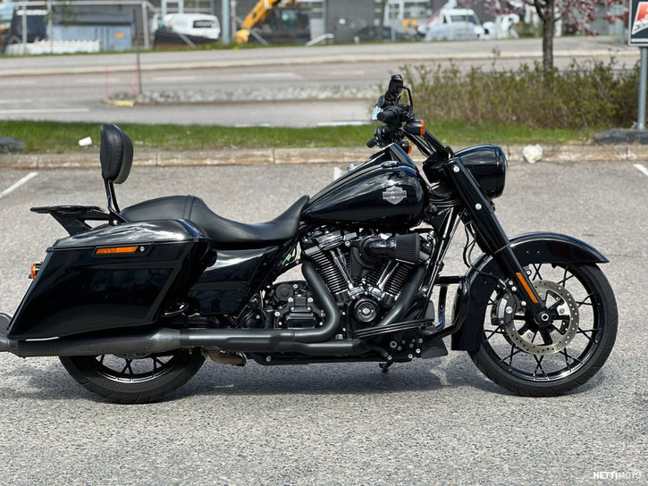 Moottoripyörä Harley-Davidson Touring 2022 25364501