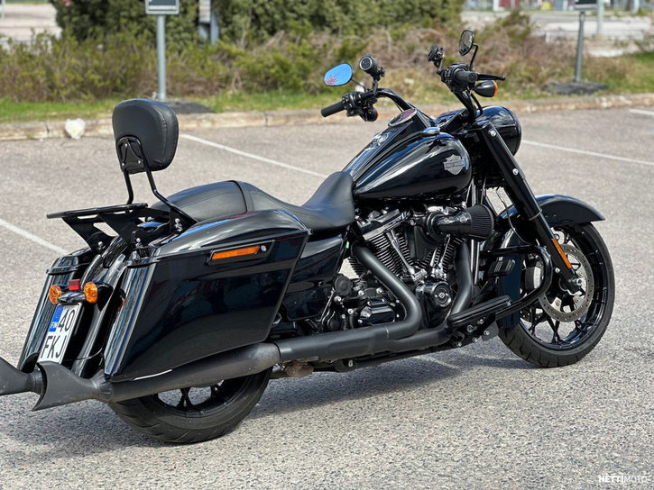 Moottoripyörä Harley-Davidson Touring 2022 25364503