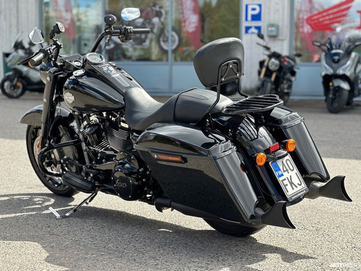 Moottoripyörä Harley-Davidson Touring 2022 25364506