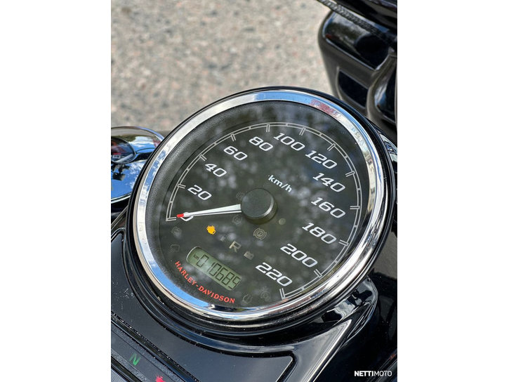 Moottoripyörä Harley-Davidson Touring 2022 25364509