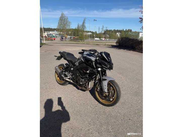 Moottoripyörä Yamaha MT-10 2016 25373243