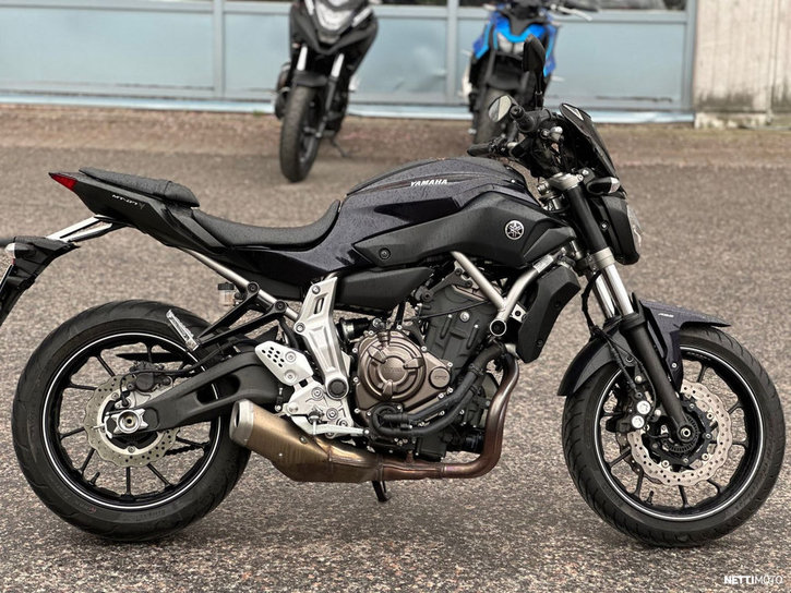 Moottoripyörä Yamaha MT-07 2015 25421298