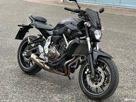 Moottoripyörä Yamaha MT-07 2015 25421299