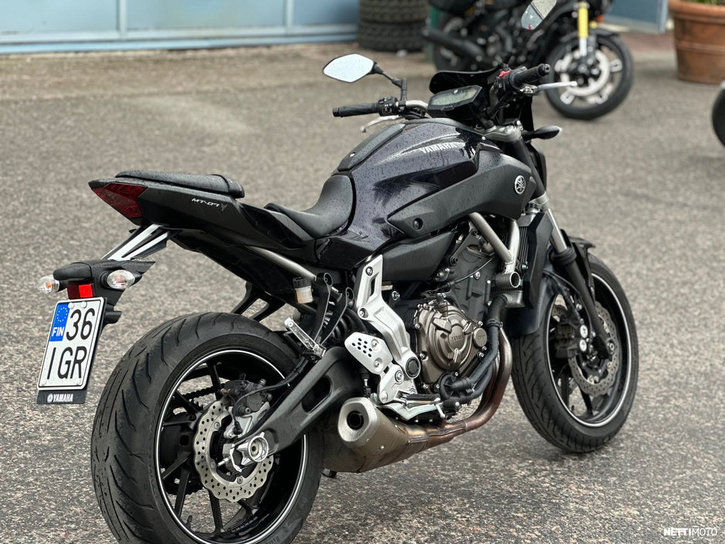 Moottoripyörä Yamaha MT-07 2015 25421301