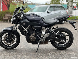 Moottoripyörä Yamaha MT-07 2015 25421303