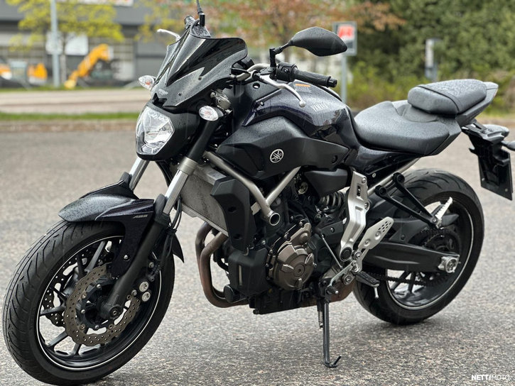 Moottoripyörä Yamaha MT-07 2015 25421305